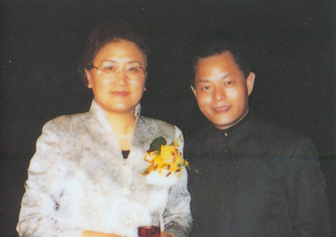 国务院副总理刘延东女士与康富国际集团总裁黄骞纬总裁